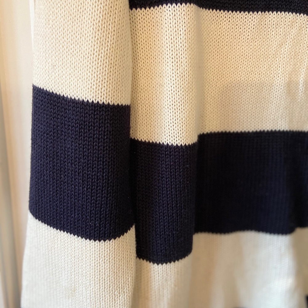Joe Fresh navy blue and white sweater
